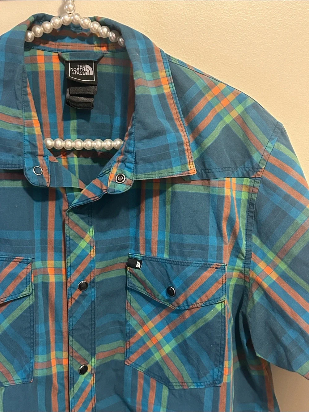 The North Face Men's Size M Plaid Snap Button Short Sleeve Shirt Blue Orange